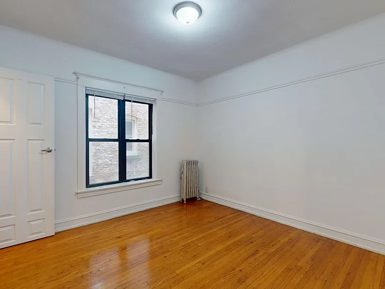 5700 S. Blackstone Avenue — Photo 35