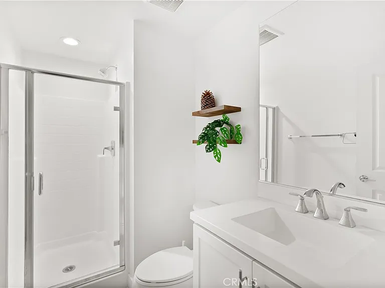 710 W Tribella Ct — Photo 5