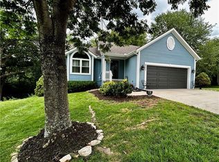4221 S Shrank Ct, Independence, MO 64055