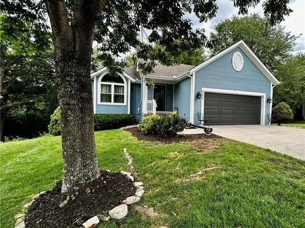 4221 S Shrank Ct, Independence, MO 64055