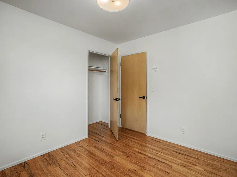 1119 Sunnyhill Ct — Photo 11
