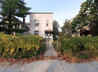 873 24th Ave SE, Minneapolis, MN 55414