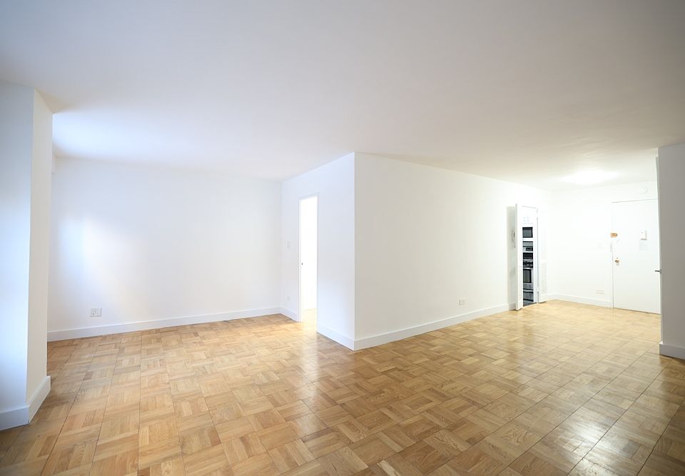 1st image of 160 E 88th St APT 2C