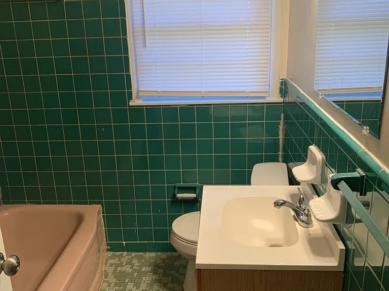1419 Beaumont Dr — Photo 9