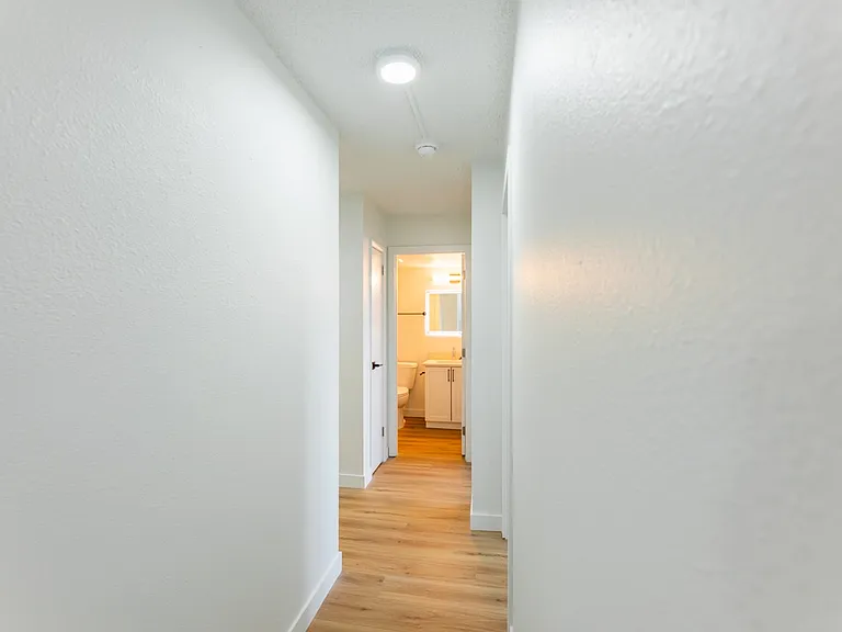 9700 Bonaventure Dr SE — Photo 51