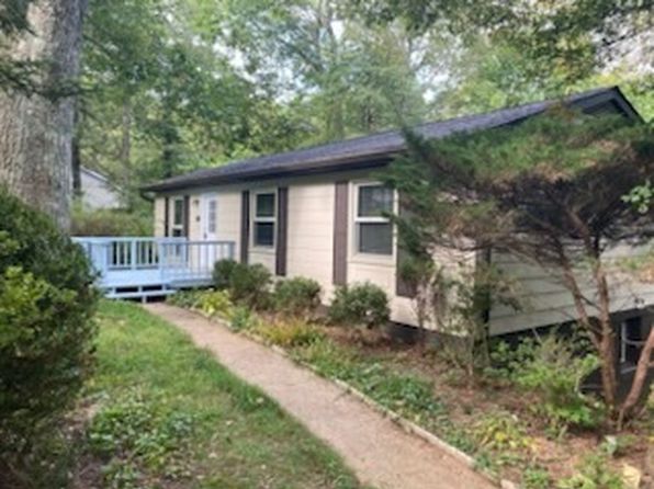 206 Snowy Oak Rd