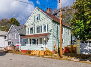 9 Crouch St, New London, CT 06320