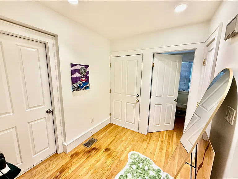 11 Thacher Ct #1 — Photo 7