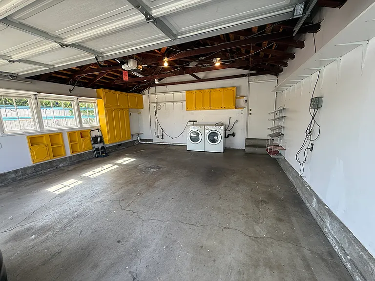 1162 Panorama Dr — Photo 23
