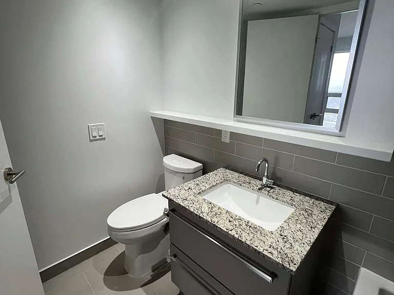 120 Varna Dr W #1303 — Photo 11