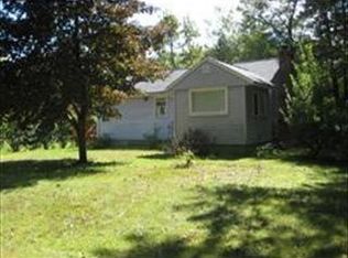 12 2nd St, Templeton, MA 01468