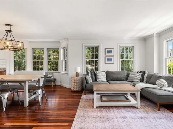 12 Waters St #12, Salem, MA 01970