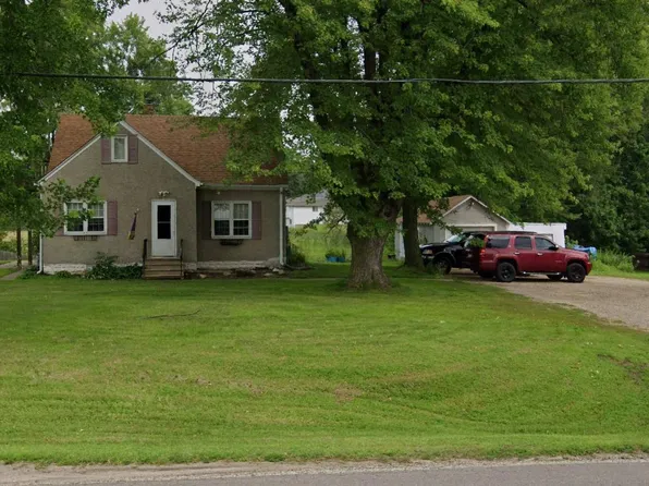 2253 Geneva Ave N, Oakdale, MN 55128