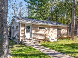 W8040 Cloverleaf Lake Rd, Clintonville, WI 54929