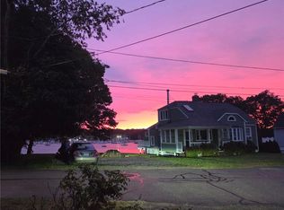 148 Grand View Dr, Warwick, RI 02886