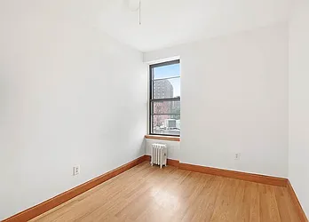 Rented by Century 21 Premier 