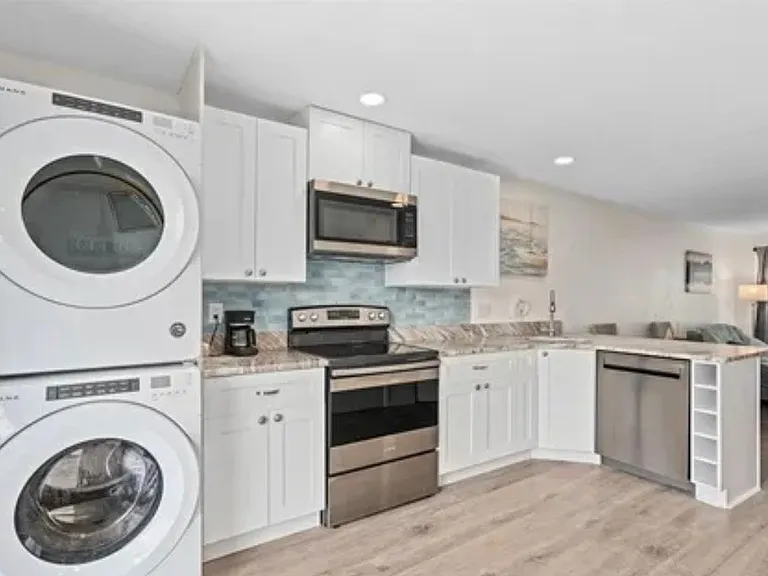 1880 Caralee Blvd #4 — Photo 9