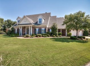 213 S Forest Ridge Blvd, Broken Arrow, OK 74014