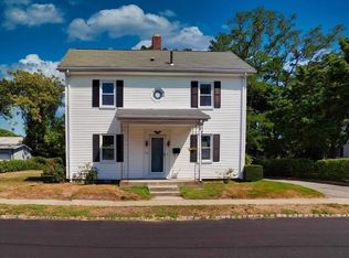 22 Baldwin St, Winchester, MA 01890