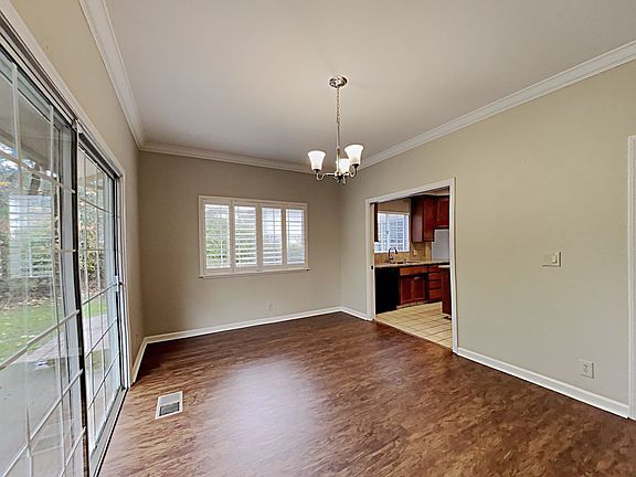 5th image of 2209 Saint Anton Dr