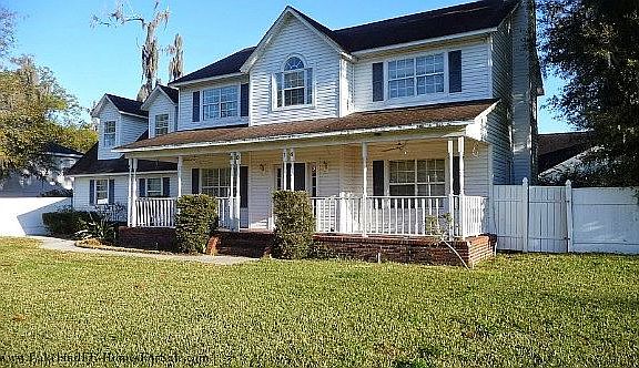 3rd image of 6014 Mountain Lake Dr
