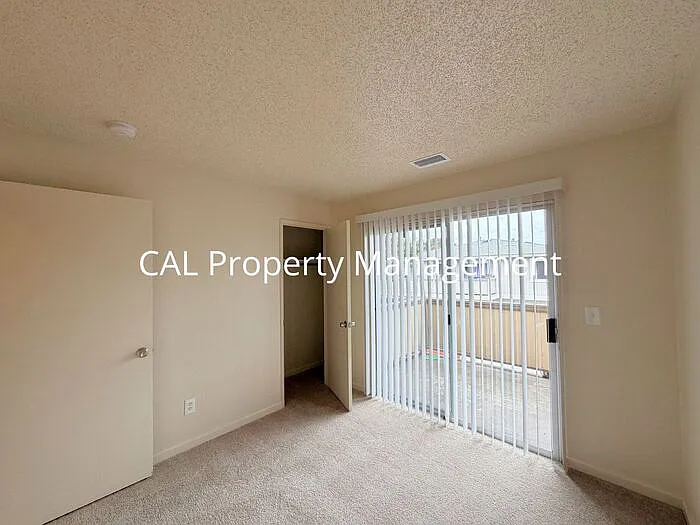 1823 Cherokee Dr — Photo 12