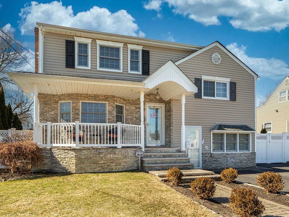 370 Park Ln, Massapequa Park, NY 11762 Zillow