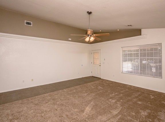 3rd image of 3303 E El Tovar Ave
