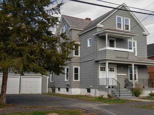 39 W School St #B, Westfield, MA 01085