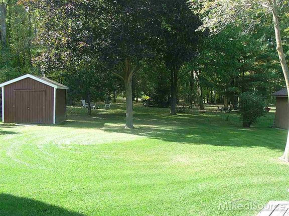 5th image of 12910 Beresford Dr