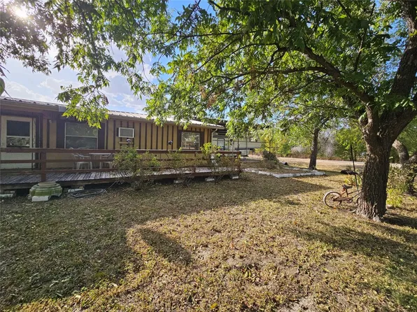 809 Hutchinson St, Morgan, TX 76671