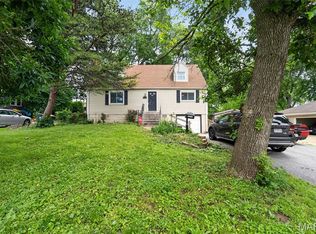 3968 Wright Ave, Saint Ann, MO 63074