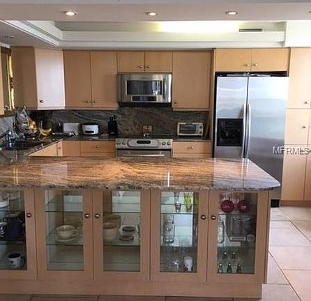 2nd image of 1460 Gulf Blvd APT 910