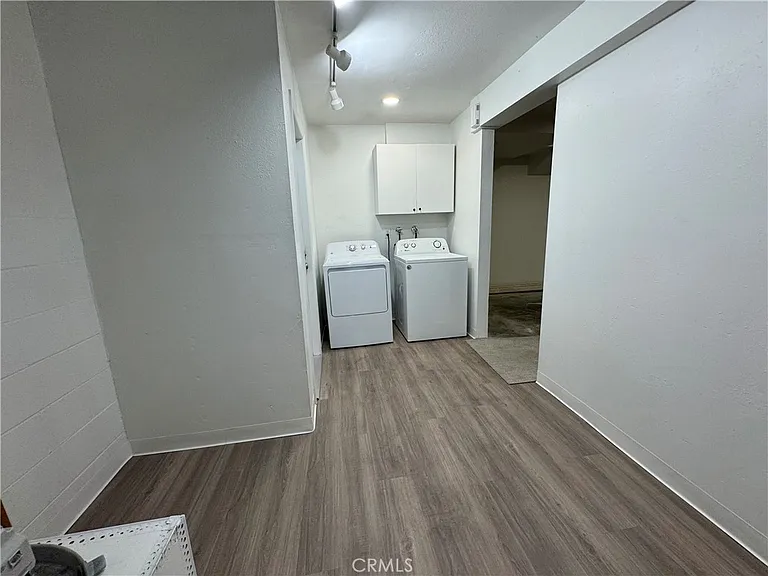 7430 Corbin Ave #9 — Photo 14