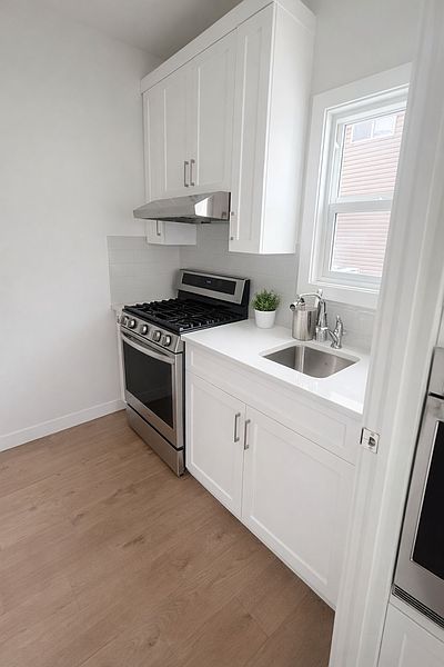 Airdrie Apartment for rent - 5 Bedrooms — photo 6