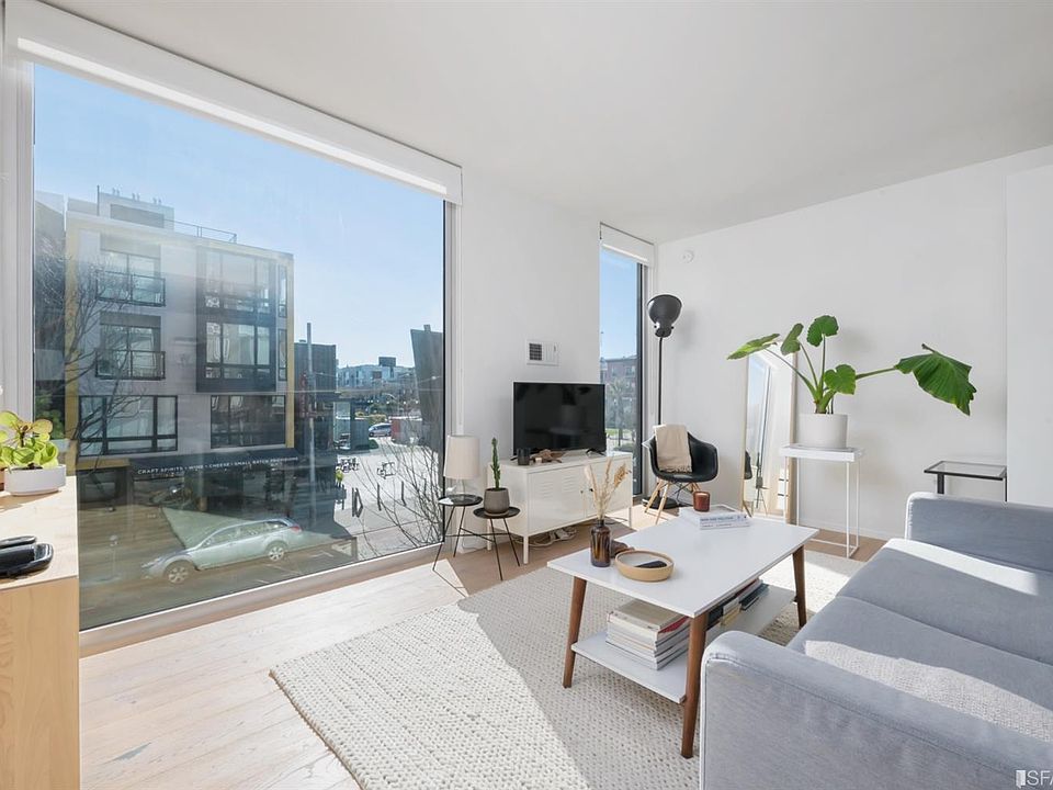 1st image of 450 Hayes St #2L
