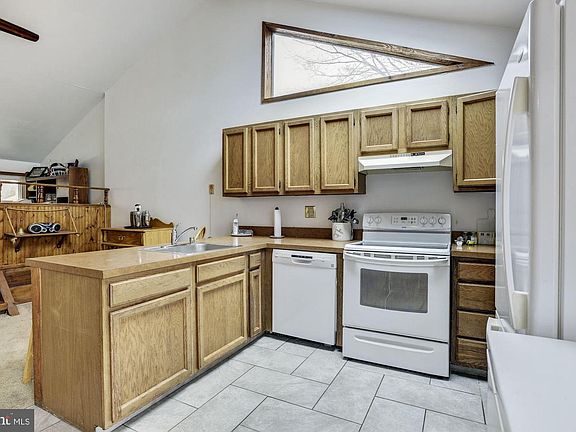 4th image of 1263 Van Camp Ct