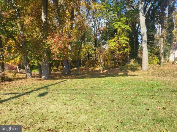 719 Haverford Ave, Maple Shade, NJ 08052