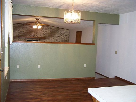 4th image of 2701 W Wildwood Dr