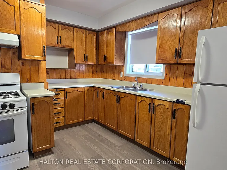 632 Beach Blvd — Photo 3