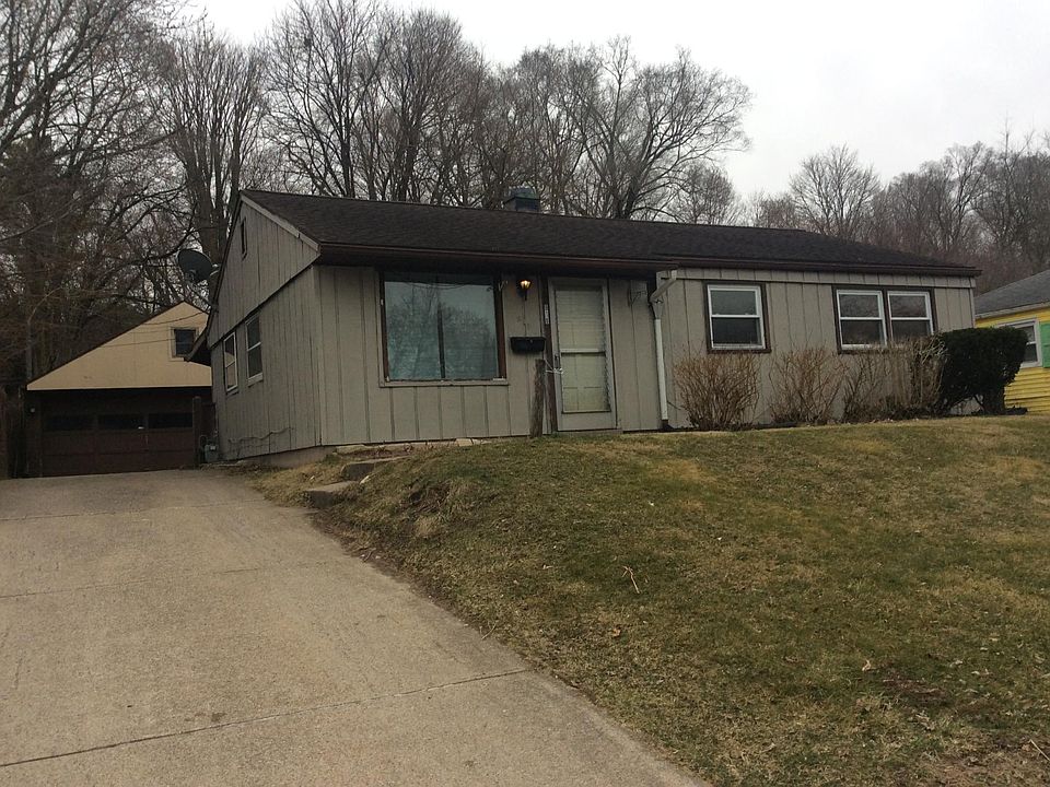1st image of 918 Amhurst Ave