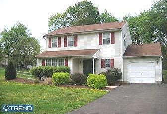 1st image of 200 Yorkshire Dr