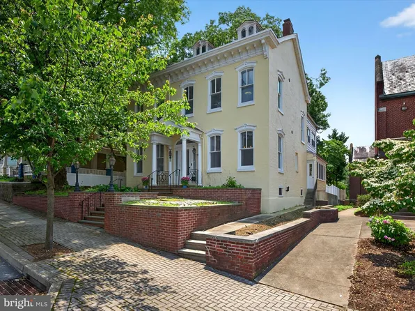 207 E Main St, Ephrata, PA 17522