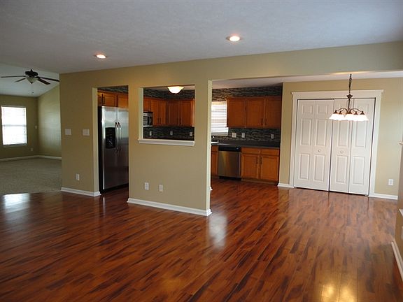 5th image of 1215 Highland Lake Way