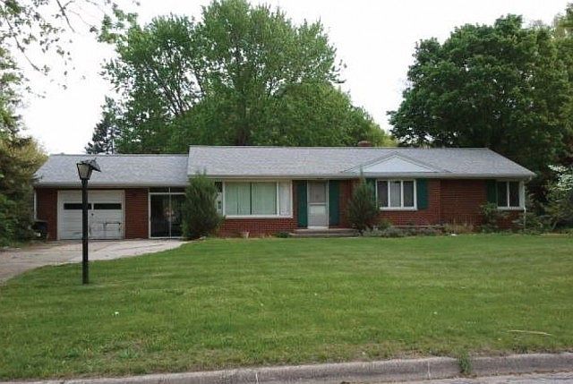 1st image of 631 Seminole Dr