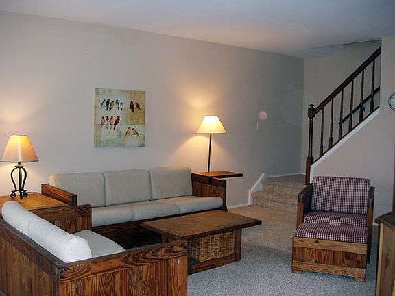 5th image of 490 Tyler Ct #490
