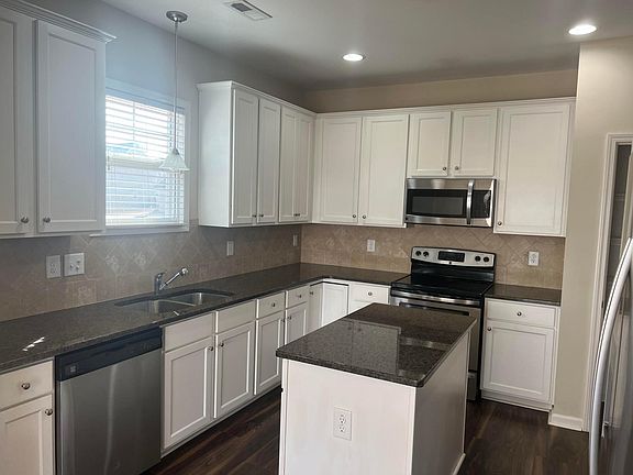 2nd image of 137 Magwood Dr