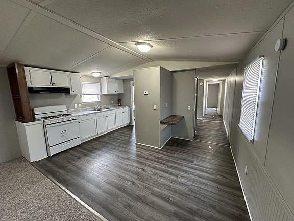 3rd image of 189 Aspen Dr #189