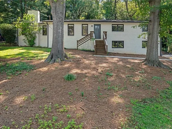 3924 Devonshire Dr, Marietta, GA 30066