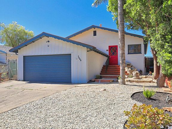 3rd image of 7660 Airlie Dr